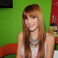 Bella Thorne hosts the Grand Opening of YoBlendz | Picture 66699